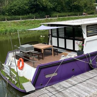 Nuit insolite à bord d'une péniche, 6 personnes - Bergues - 9