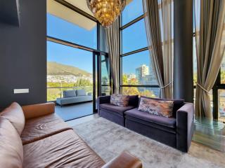 Stylish Mouille Point-2 Bedroom - 9