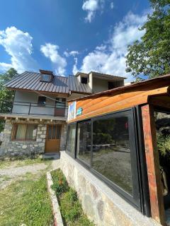Theth Tower Guesthouse - Theth - 1