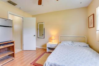 7 Mi to Beach Pinellas Park Studio with Patio - 5