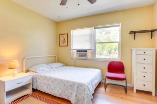 7 Mi to Beach Pinellas Park Studio with Patio - 4