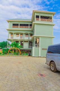 Jannele Suites Hotel - Mukono - 7