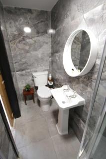 Guesthouse - Georgias Gate - 2