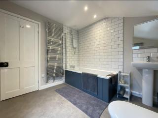 Sea La Vie - 6 St Marys Walk - 2 Bed Cottage Old Town Scarborough - 5