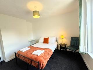 Entire 5 Bed New Home - Southampton Centre - 4BDRM - Southampton - 5