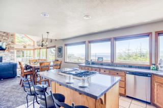SeaCret Hideaway - 8