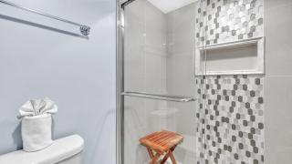 Low Floor - Remodeled - Beachfront - FLPCB65 - 9