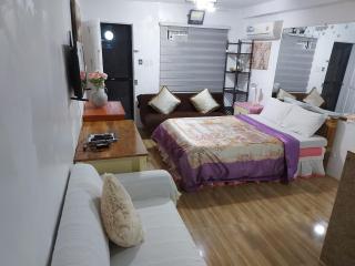 Studio room Calapan - - 2