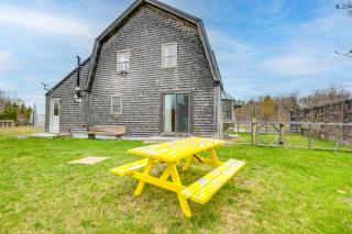 Cozy Pet-Friendly Cottage Near Fort Knox and Acadia - 8