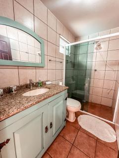 Casa com piscina, vaga para 4 carros, 200m da praia e 10km do Beto Carreiro! - 8