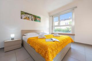 City Apartment - Happy Rentals - 4