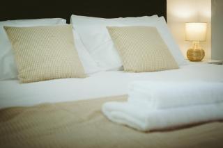Sea Breeze Rooms - 3