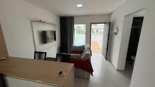 casa com suite e banheiro social - 3