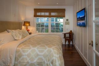 The Cottage at West Beach by Paradise Retreats - 1