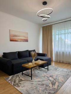 Emerald - Modern Central Apartment - 8