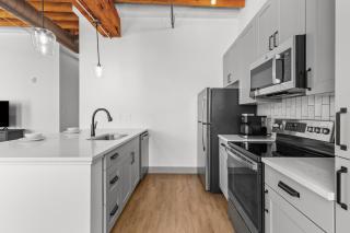 Sunny & Spacious Loft - Perfect for Work and Play! - Saint Louis - 5