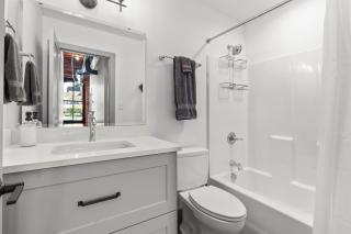 Sunny & Spacious Loft - Perfect for Work and Play! - Saint Louis - 4