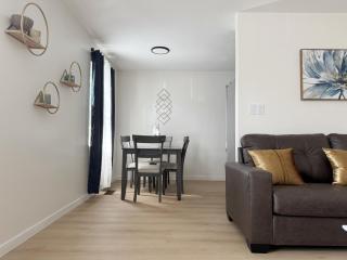 Cypress Suites - Stylish apartments in Newburgh IN - 6