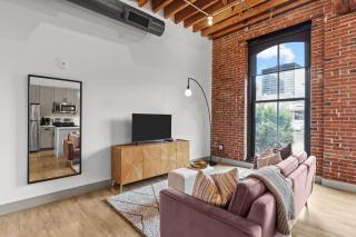1BR DWTN Loft-Gated Parking-WD-G202 - 6