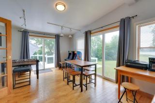 Lakefront Getaway with Dock and Yard in Reading! - 2