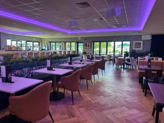 Hot tub. Countryside. Coast. 5* Patrington Haven Leisure Park, East Yorkshire - Patrington - 9