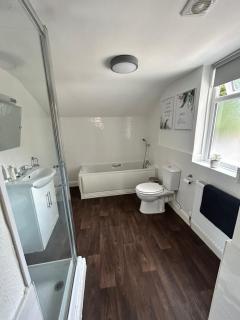 Victorian House Sleeps 8 - Gloucester - 1