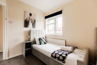 3BR, Sleep6,Contractors,Families 2 min to Westham - Londra - 8