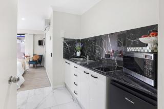 Luxe Studio - Bargara - 2