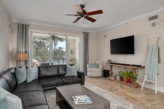 3br L Pool Family & Corporate Travel Sleeps 6 - 9