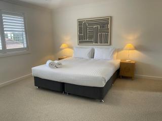 Crampton Townhouse - Wagga Wagga - 1