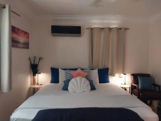 Private Guest House 2 bedrooms & 2 baths near Grace Bay Beach & Long Bay Beach. - Providenciales - 7
