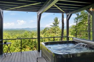 Top of the Mountain Breathtaking Views Hot Tub - 7