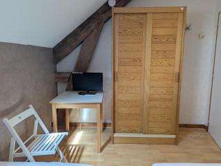 Chambre d'hôtes avec salle d'eau privative à Gidy - FR-1-590-491 - 2