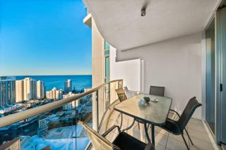 Elara - Scenic Resort Living above Surfers Paradise - 9