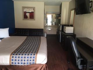 Regency Inn and Suites Bay City, Texas - 1