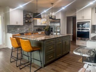 Yosemite Family Lodge I Sleeps 11 I Game Room - 8