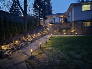 Private Guest House- Walkout Basement - 7