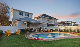 Sleeps 36 2 Homes Walk to Beach Priv Pool Hot Tub Tidal Wave Seacrest by AvantStay - Destin - 9