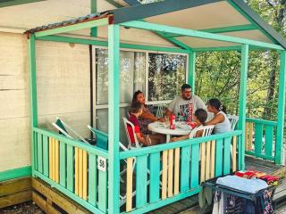 Chalet 6 personnes avec terrasse - Confort et équipements complets - API-1-52-349 - 6