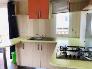 Mobil-home confortable avec terrasse pour 4 personnes - API-1-52-413 - Massillargues-Attuech - 8