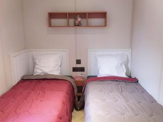 Chalet avec Terrasse pour 6 personnes - API-1-52-482 - Saint-Maime - 2