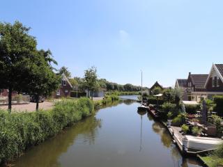 Bungalow by Water near Rotterdam - Simonshaven - 2