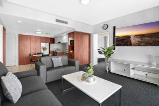 Apt 2177 - Chevron Towers - Surfers Paradise - Gold Coast - 5