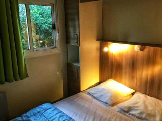 Charmant Chalet avec Terrasse et 3 Chambres pour 6 Personnes - API-1-52-531 - Noves - 8
