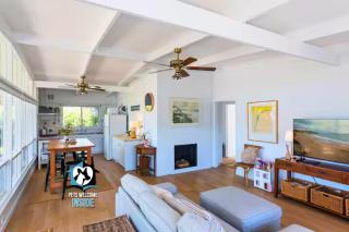 Retro Coastal Retreat with Vintage Style Sleeps 7 - 7
