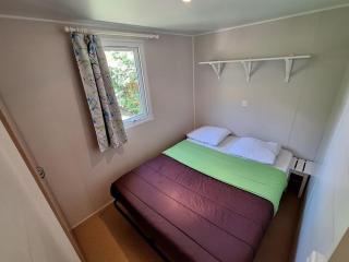 Mobil home confortable avec terrasse pour 6 personnes - API-1-52-698 - 6