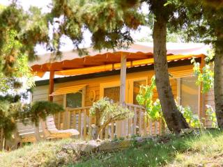 Mobil-home avec Terrasse à Lézignan-Corbières, 6 personnes - API-1-52-736 - 4