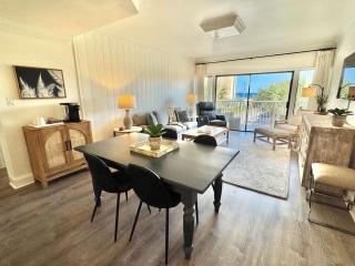 2 Bed Destin Condo Private Beach Access Laundry Fitness Game Room - 1