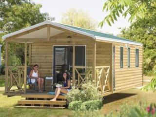 Mobil-home avec terrasse pour 5 personnes, 2 chambres - API-1-52-791 - Seillac - 0