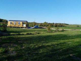 Mobil-home avec terrasse pour 5 personnes, 2 chambres - API-1-52-791 - Seillac - 4